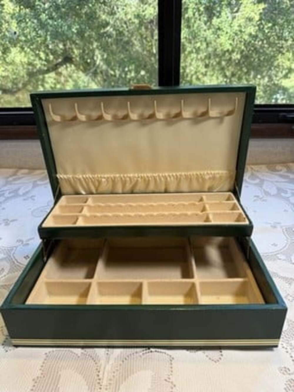 Vintage MELE Jewlery Box Forest Green W/Cream Interior 2 Tier, Retro, Coquette